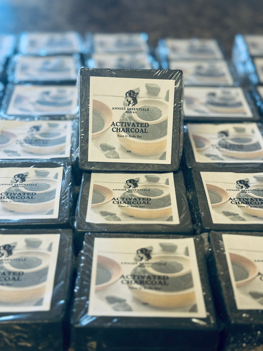 DETOXIFYING Charcoal Face & Body Bar