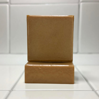 ALPHA ARBUTIN & TURMERIC Face & Body Bar