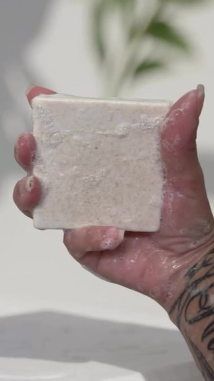 OATMEAL & HONEY Face & Body Bar